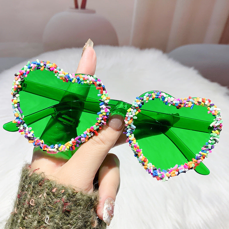 Wholesale Love Personalized Stickers Fashion Heart Party Trendy Beach Sunglasses