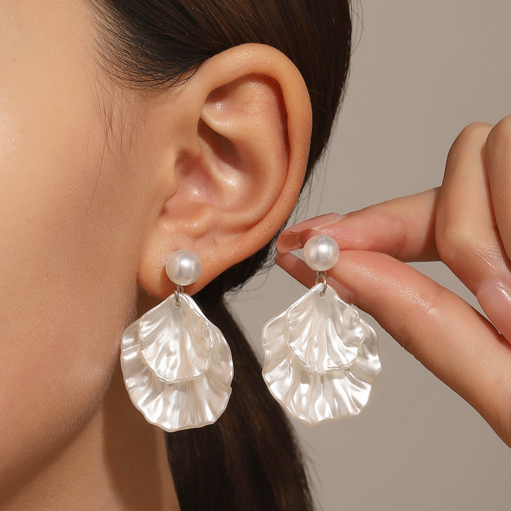 Wholesale Sweet Pearl Shell Earrings