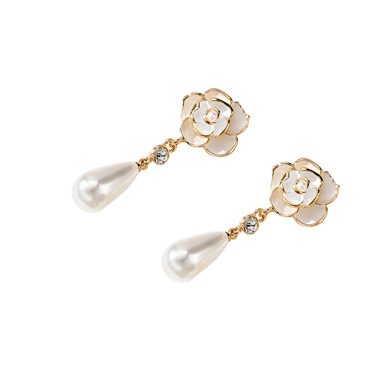Wholesale Silver Needle Temperament Retro Pearl Camellia Earrings