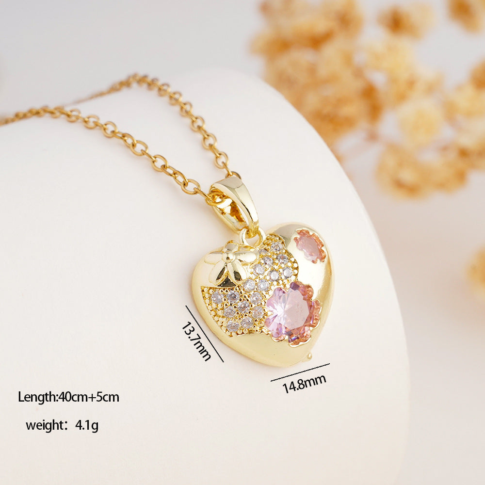 Wholesale Luxury Heart Flower Niche Temperament  Necklace