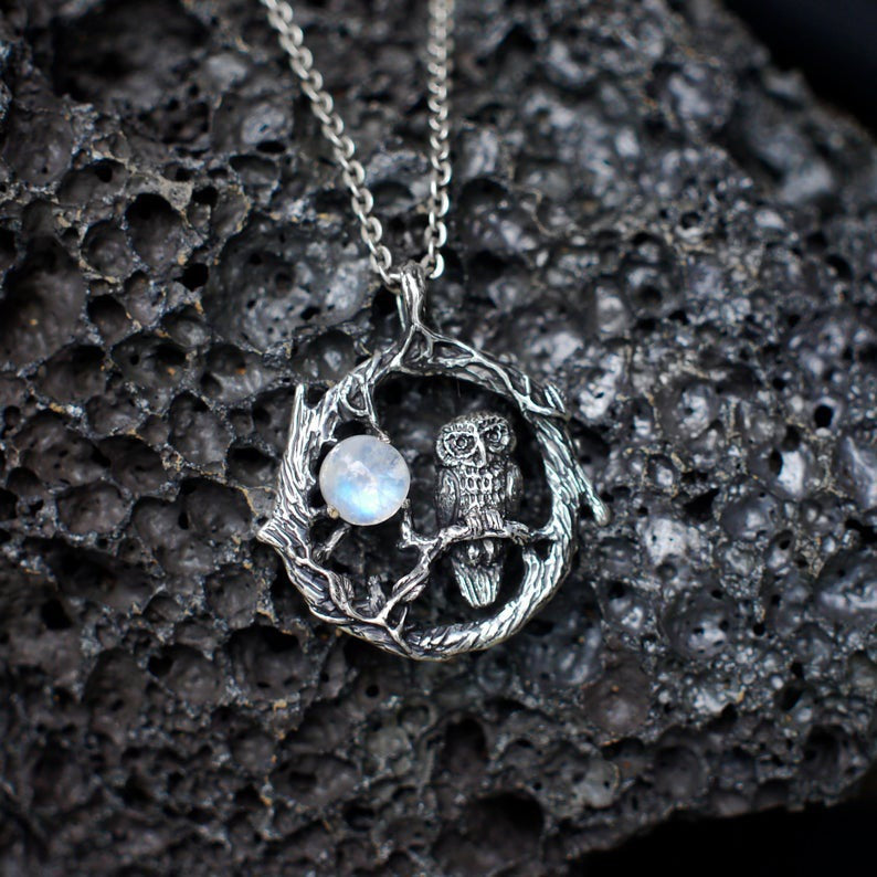 Wholesale Gothic Moonlight Stone Alloy Pendant Necklaces