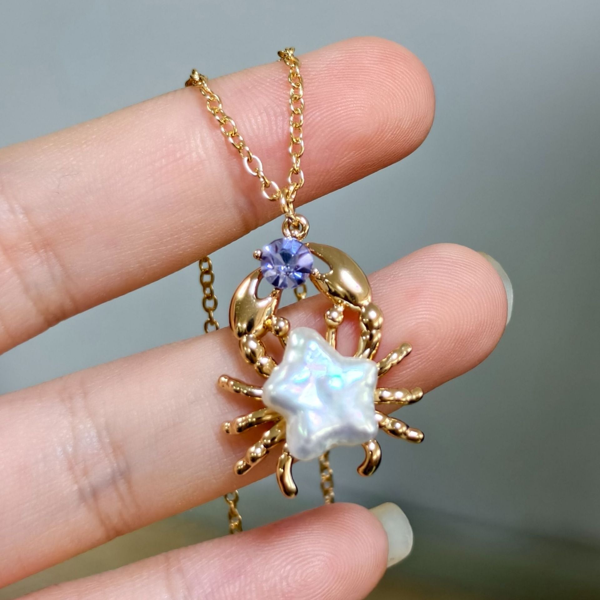 Wholesale Ocean series cute crab jellyfish goldfish pendant Necklaces