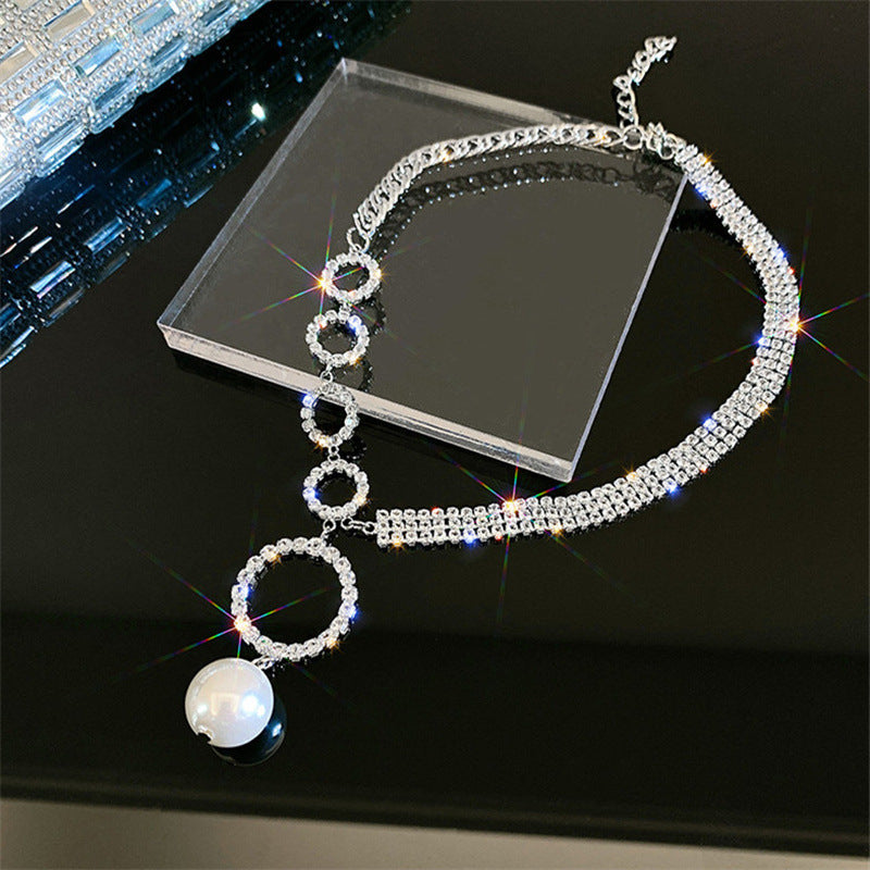 Wholesale Temperament Full of Diamonds, Large Rings, Pearls, Female Chains, Bone Chains