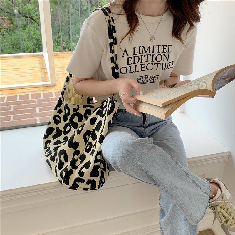 Wholesale Leopard Print Large Capacity Diagonal Canvas Shoulder Bag