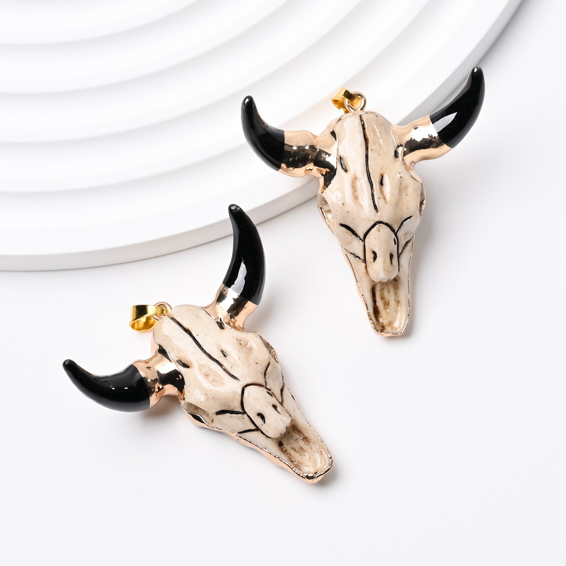 Wholesale Natural stone resin bull head shaped diamond necklace accessories DIY