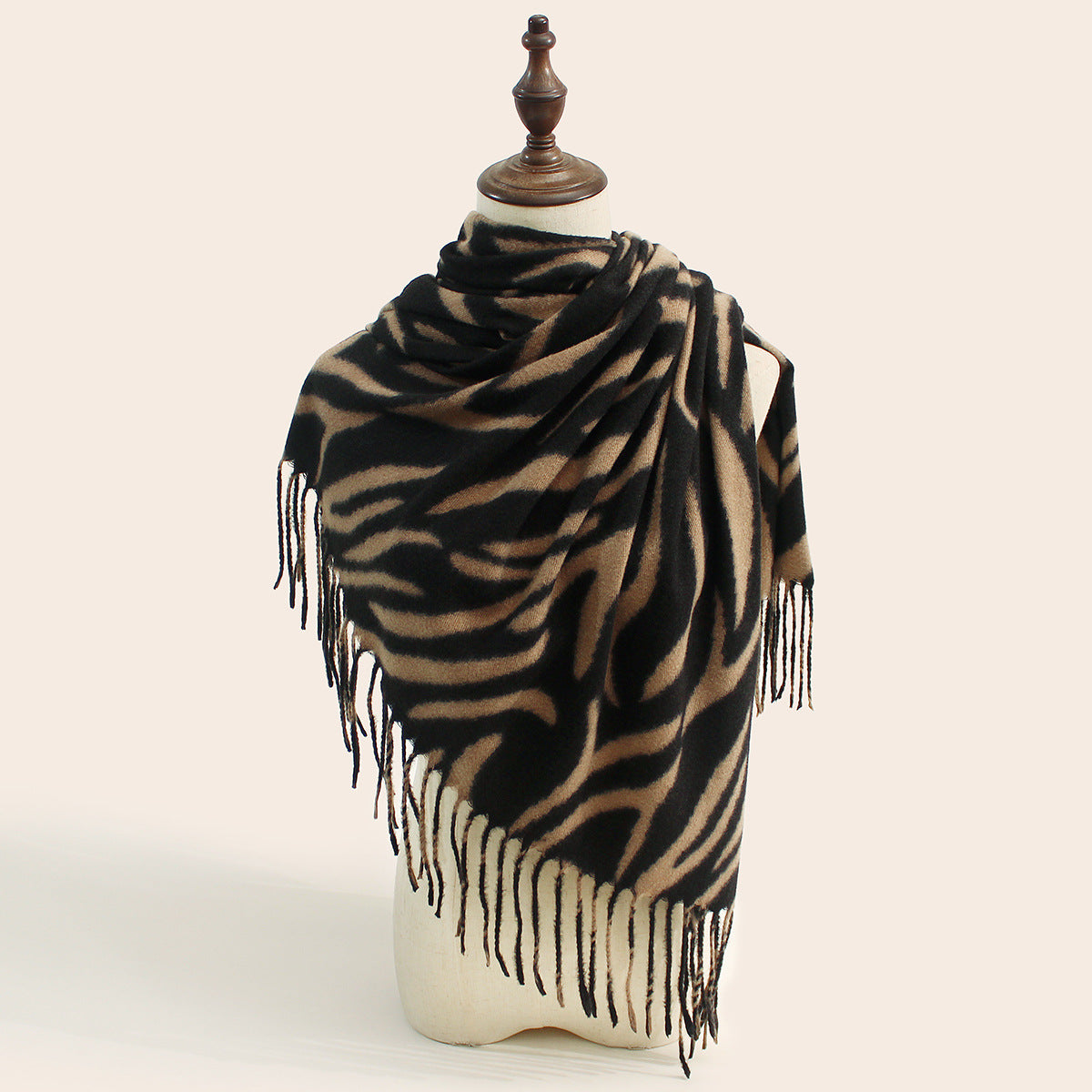 Wholesale Autumn and Winter Leopard Print Warm and Versatile Fashionable Imitation Cashmere Scarf
