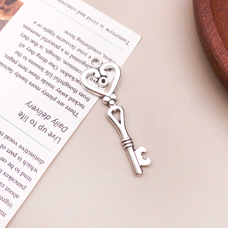 Wholesale Clover Love Small Key Alloy Handmade Beaded Necklace Bracelet Pendant