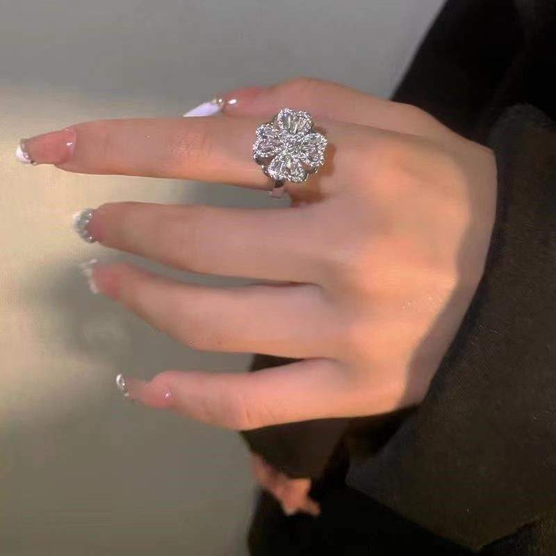 Wholesale Zircon Rotating Flower Ring