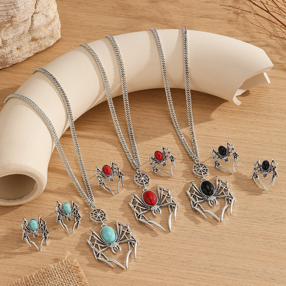 Wholesale Vintage Distressed Zinc Alloy  Pendant Necklace Earring Set Gothic Fashion Jewelry For Men Women