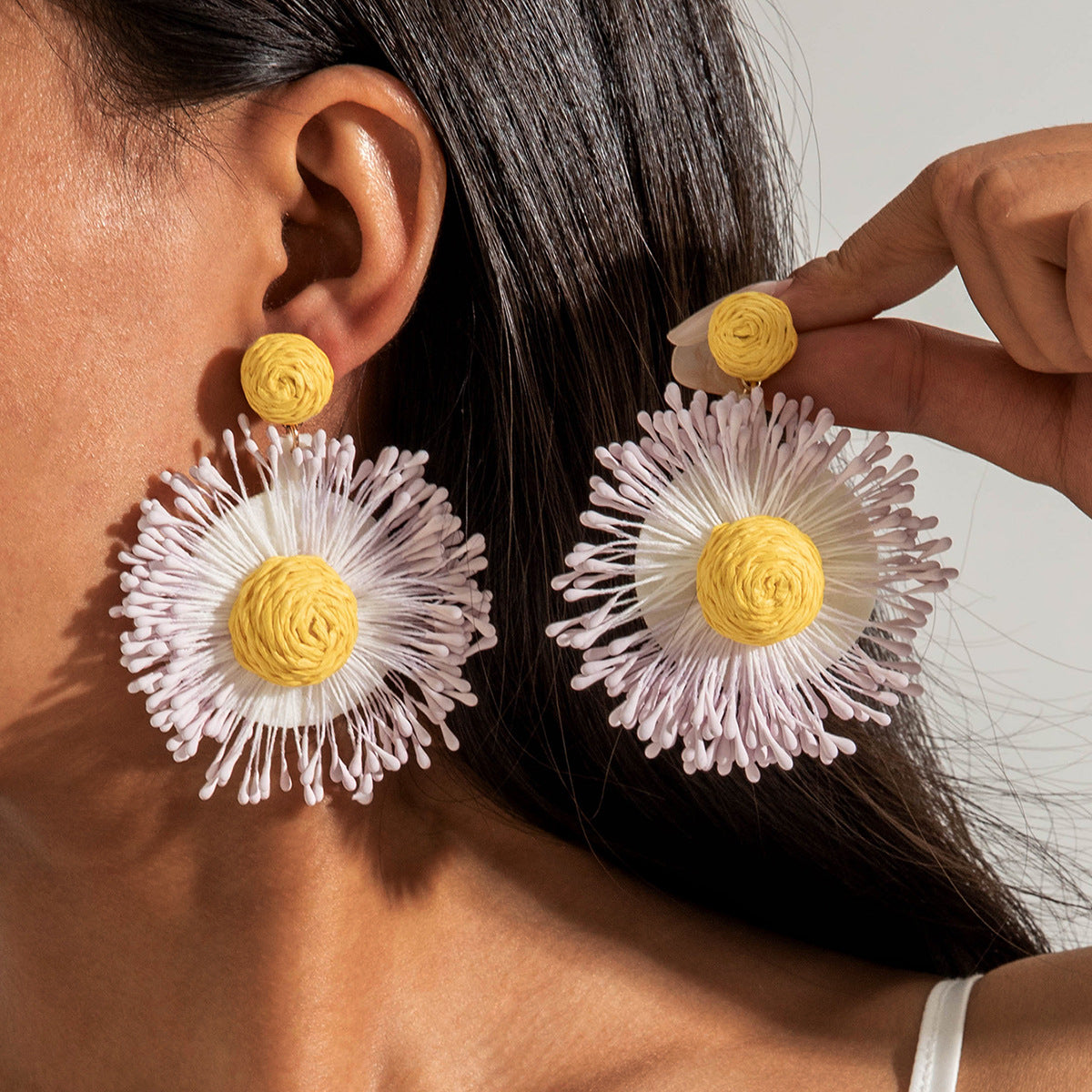 Wholesale 2PCS/Pack Hand-woven raffia holiday style earrings Fashion summer color matching beach style earrings