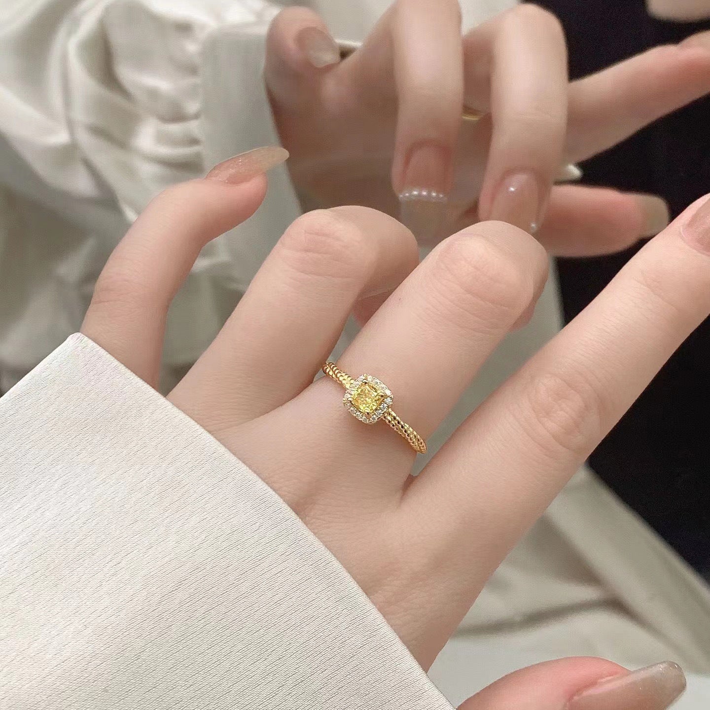 Wholesale 18k Gold Plated Yellow Diamond Small Sugar Cube Colored Treasure Ring