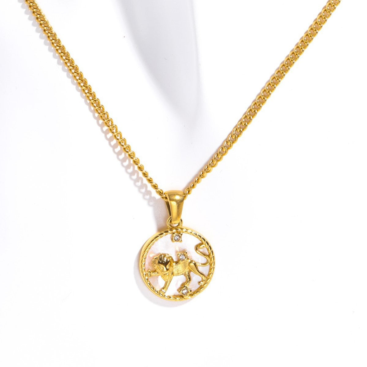 Wholesale Stylish 12 Zodiac Signs Coin Pendant Necklace Stainless Steel Gold Plated Fashion Accessory