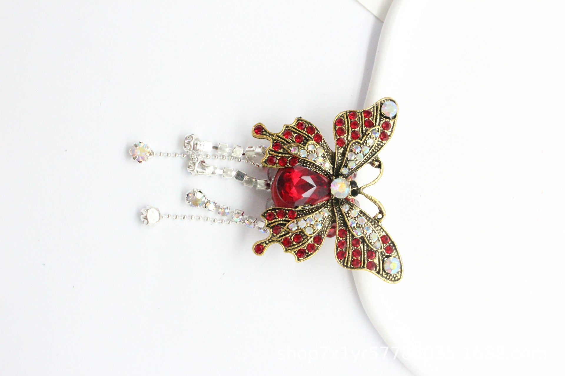 Wholesale Full Diamond Vintage Gold Rhinestone Tassel Butterfly Brooch