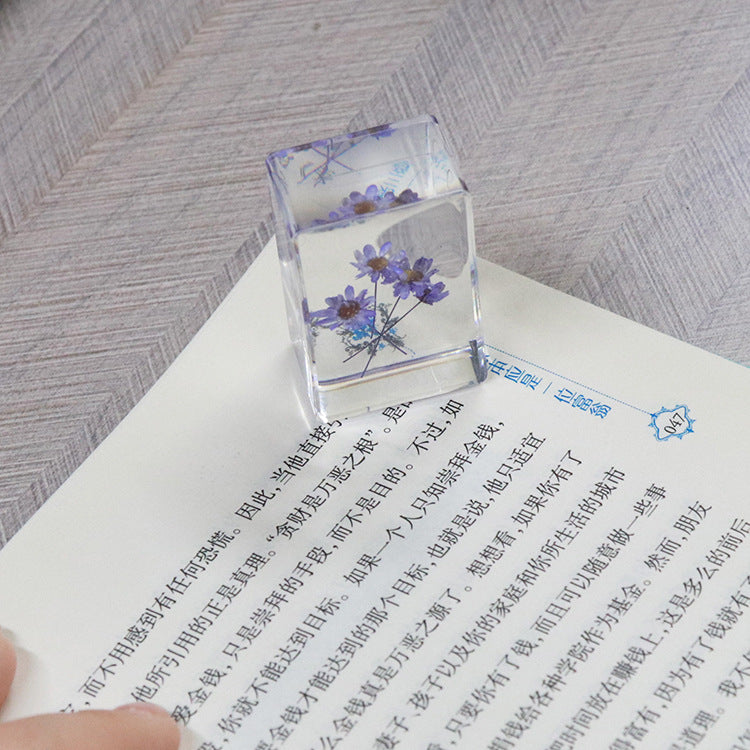 Wholesale 6pcs Small Star Flower Resin Crafts Real Flower Handmade Dripping Glue Ornaments