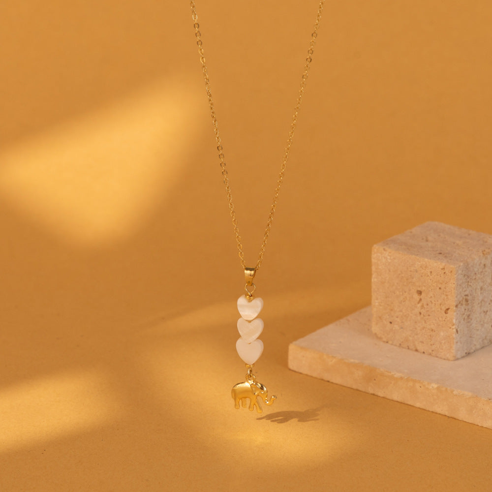 Wholesale Natural stone patchwork heart-shaped seashell Pendant  necklace