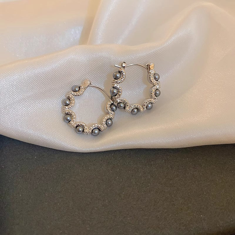 Wholesale Circle Pearl Vintage Earrings