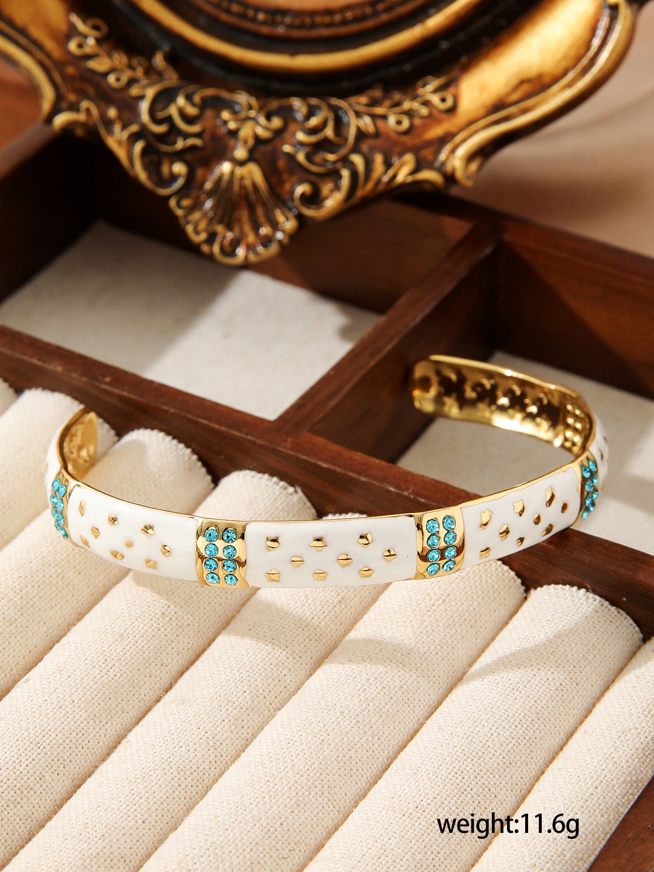 Wholesale 18K Gold Color Explosions Personality Fashion Retro Design Bracelet