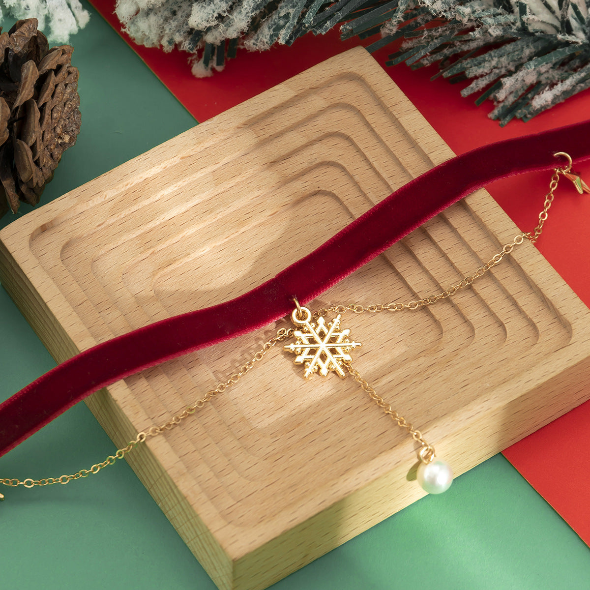 Wholesale Christmas Retro Red Velvet Short Clavicle Necklace