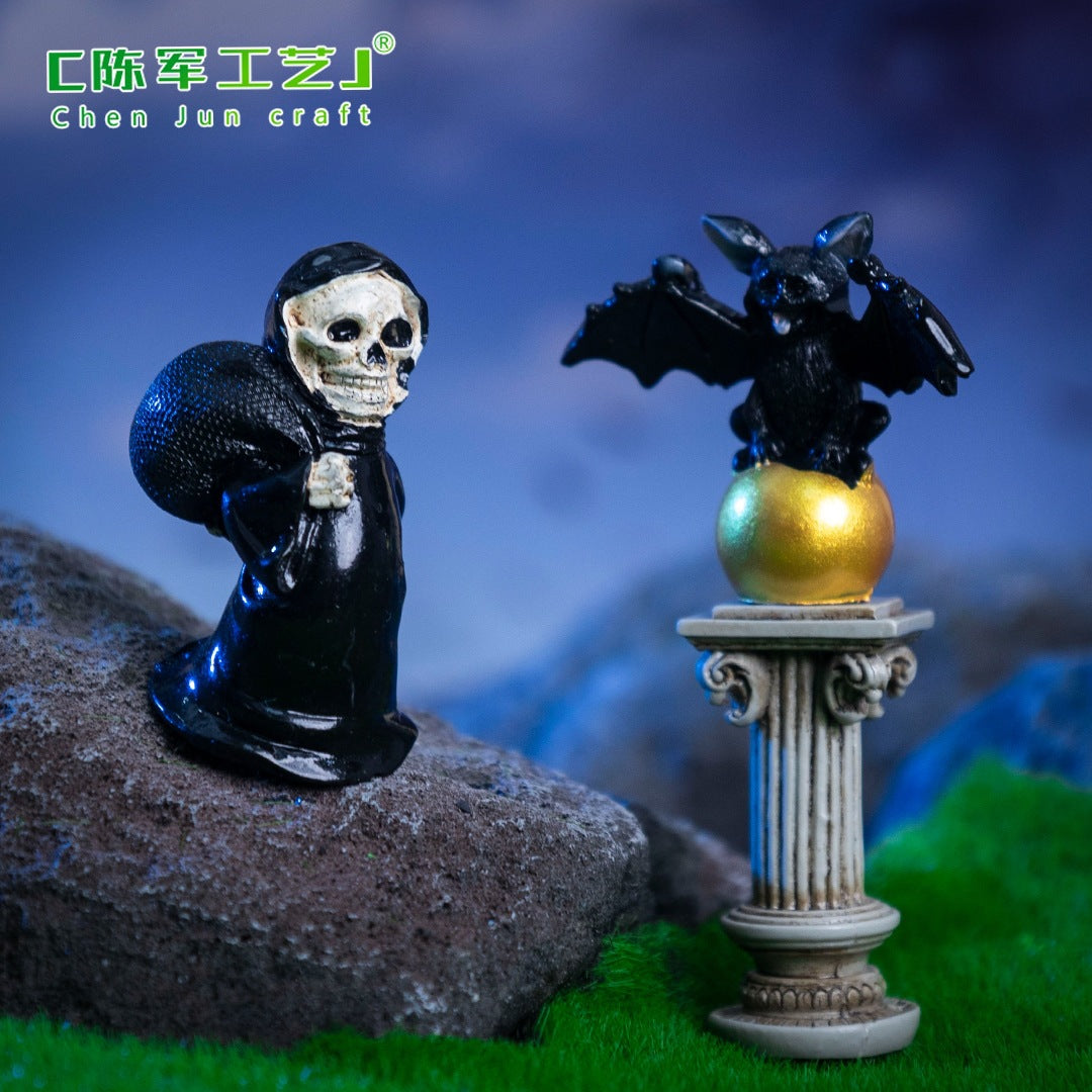 Wholesale Resin  Skeleton Bat Figurine Ornament Home Decor Party Favor