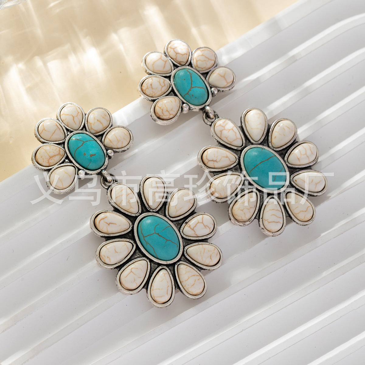 Wholesale Classic and elegant Bohemian style turquoise alloy earrings