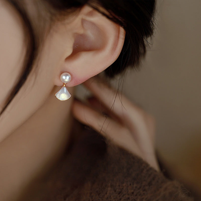 Wholesale pearl earrings niche fashion simple earrings