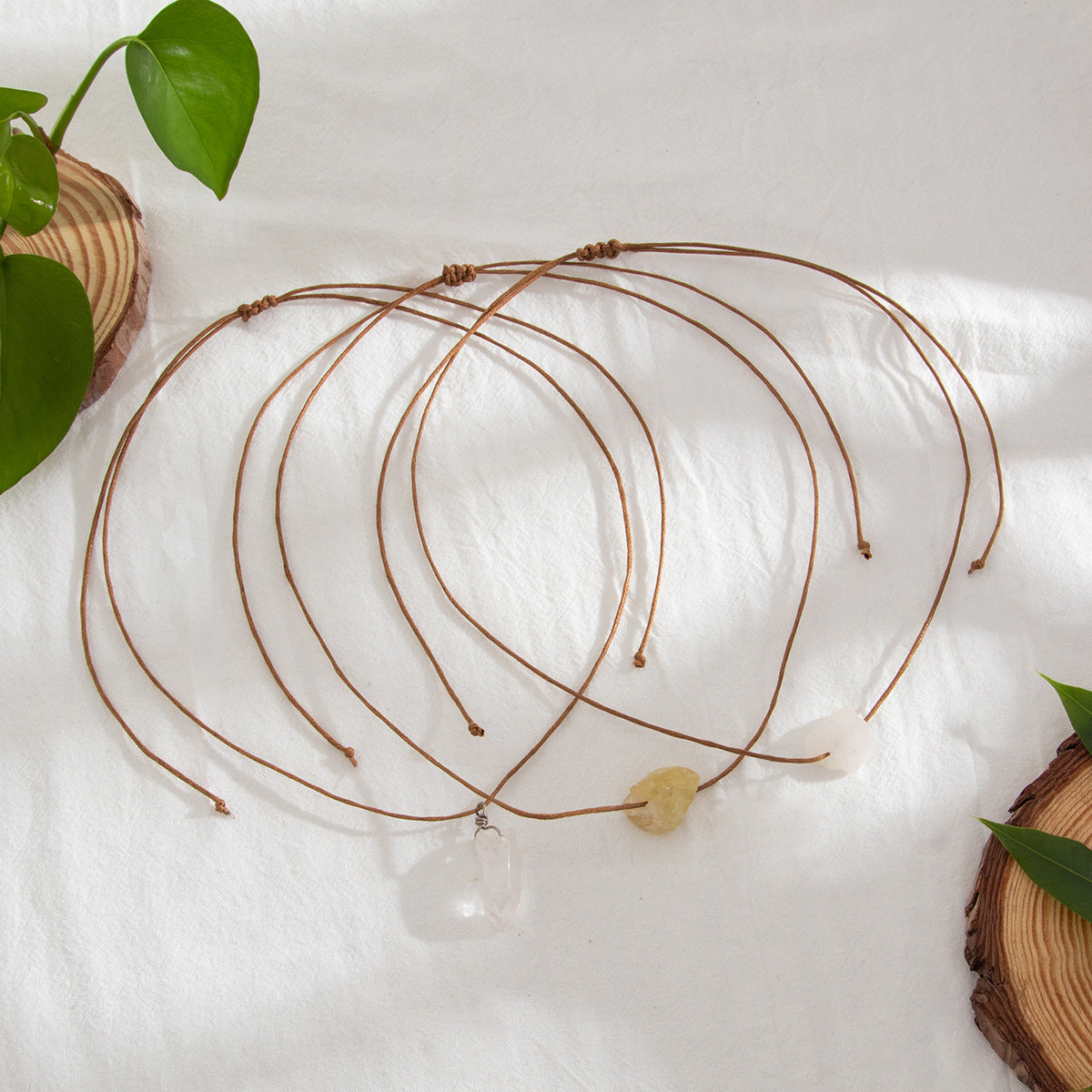 Wholesale Wax Wire Crystal Tassel Retro Ethnic Style Irregular Gravel Pendant Necklace