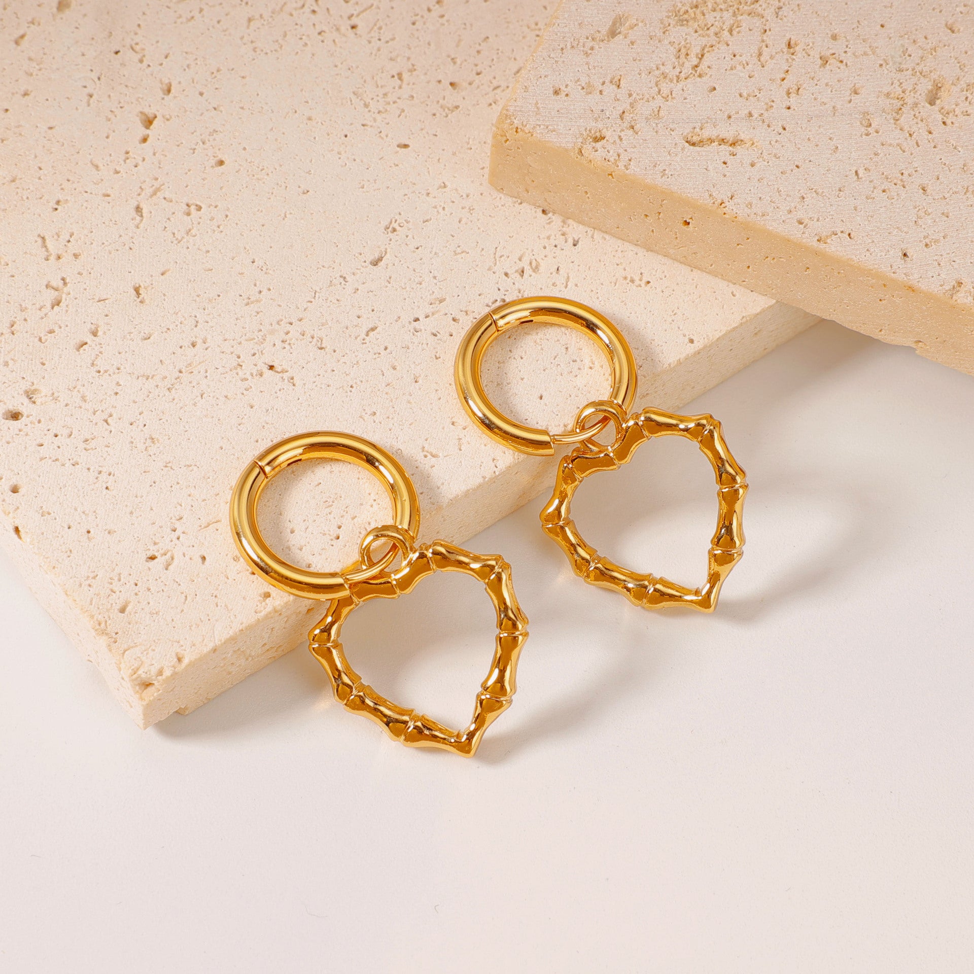 Wholesale fashionable versatile stainless steel hoop earrings