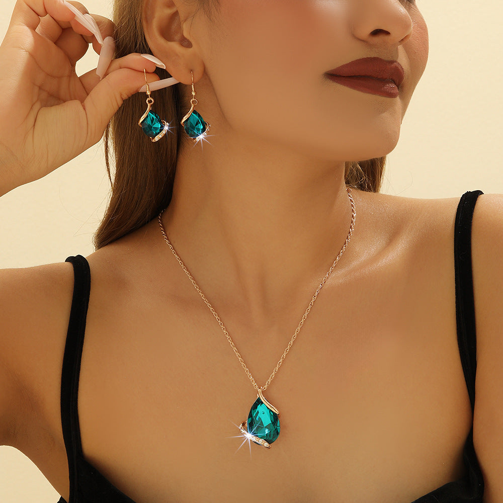 Wholesale Large Water Drop Diamond Necklace Earring Set