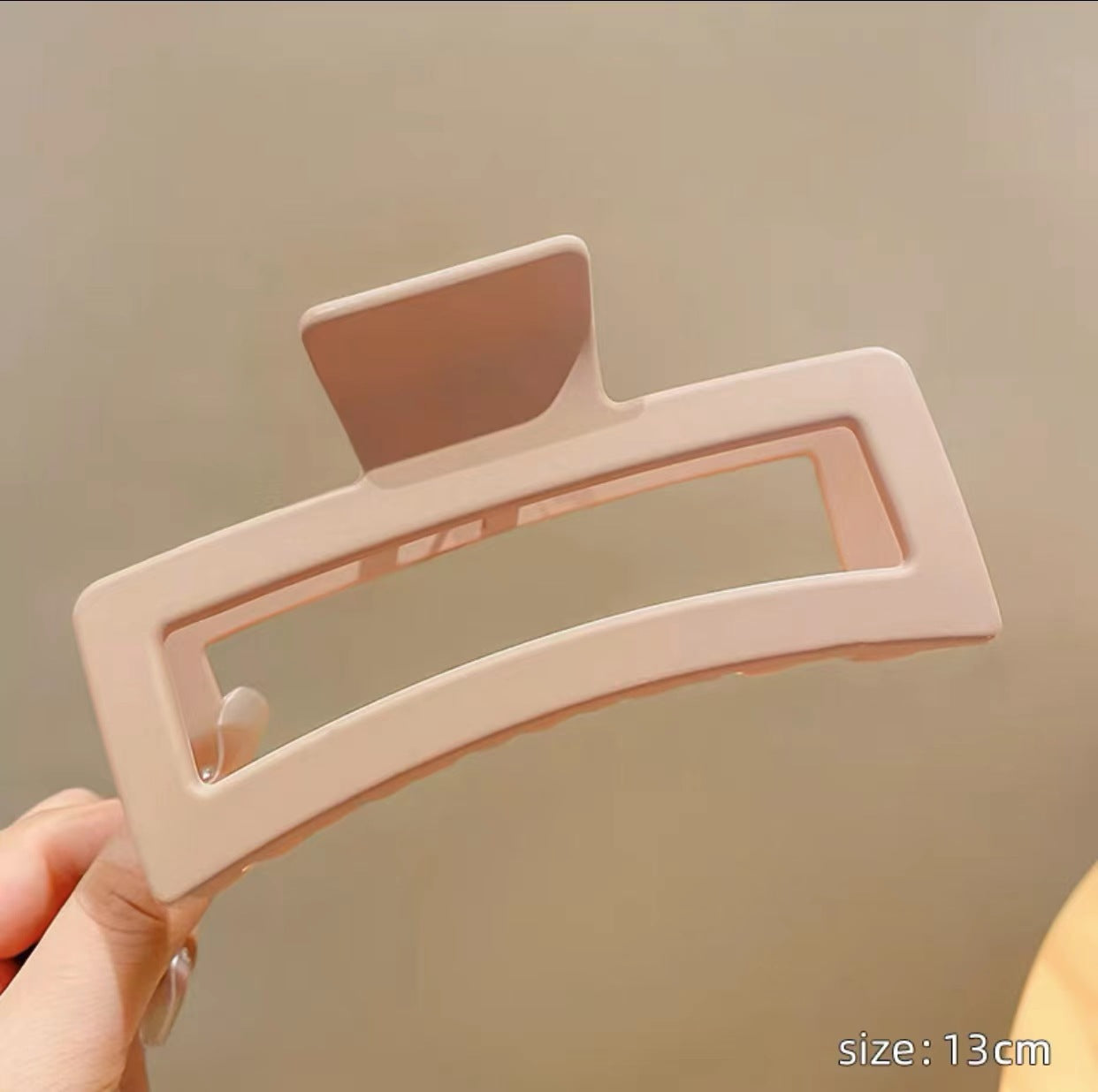 Wholesale Frosted Big Claws Resin Hair Clips