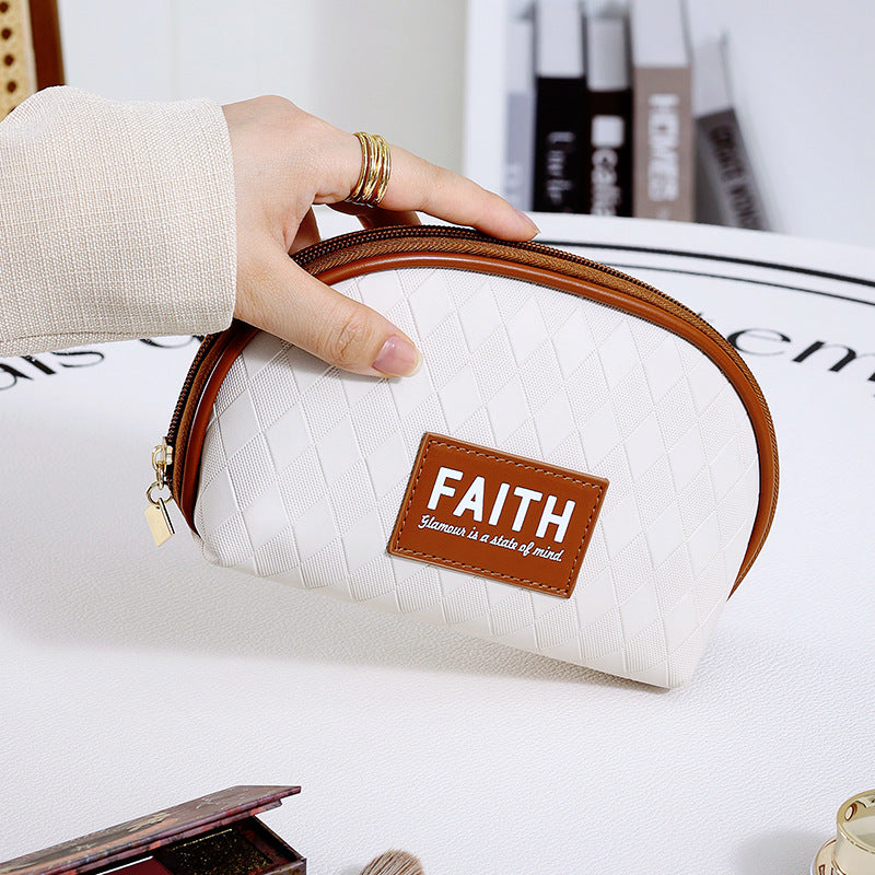 Wholesale Semicircle Portable Hand Held PU Cosmetic Bag