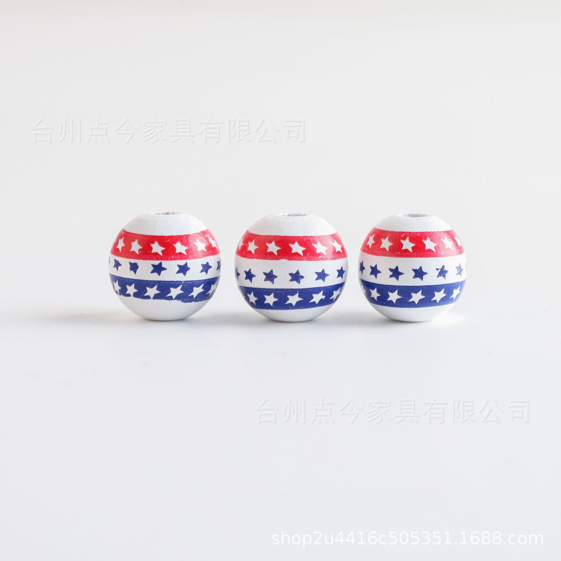 Wholesale of 10PCS/PACK Independence Day Wreath Printed Wooden Beads