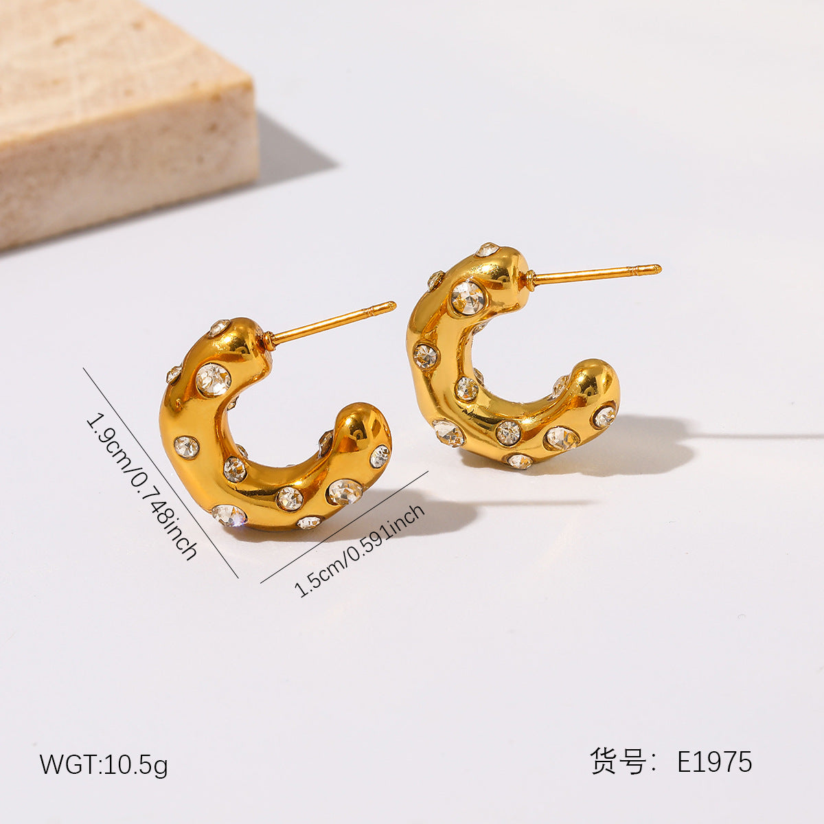 Wholesale Stainless steel diamond-studded earrings for women,  gold-colored