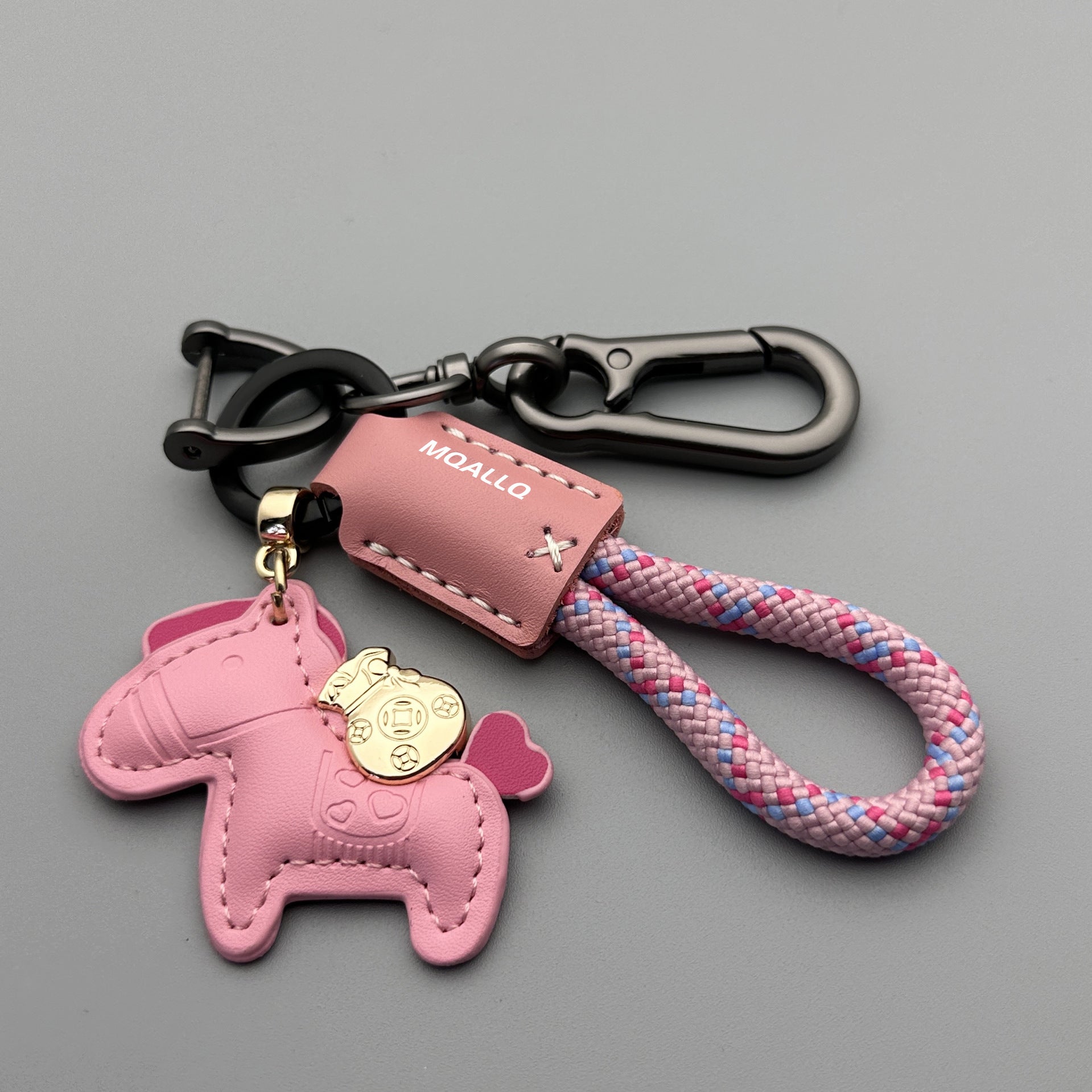 Wholesale Immediately get rich handmade cow leather car keychain pendant