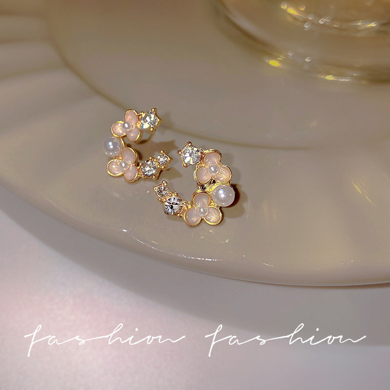 Wholesale Mini Pearl Flower Alloy Earrings