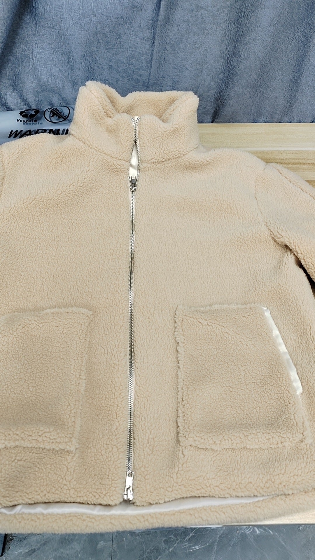 Wholesale Autumn and Winter New Solid Color Languid Style Lambswool Turtleneck Coat