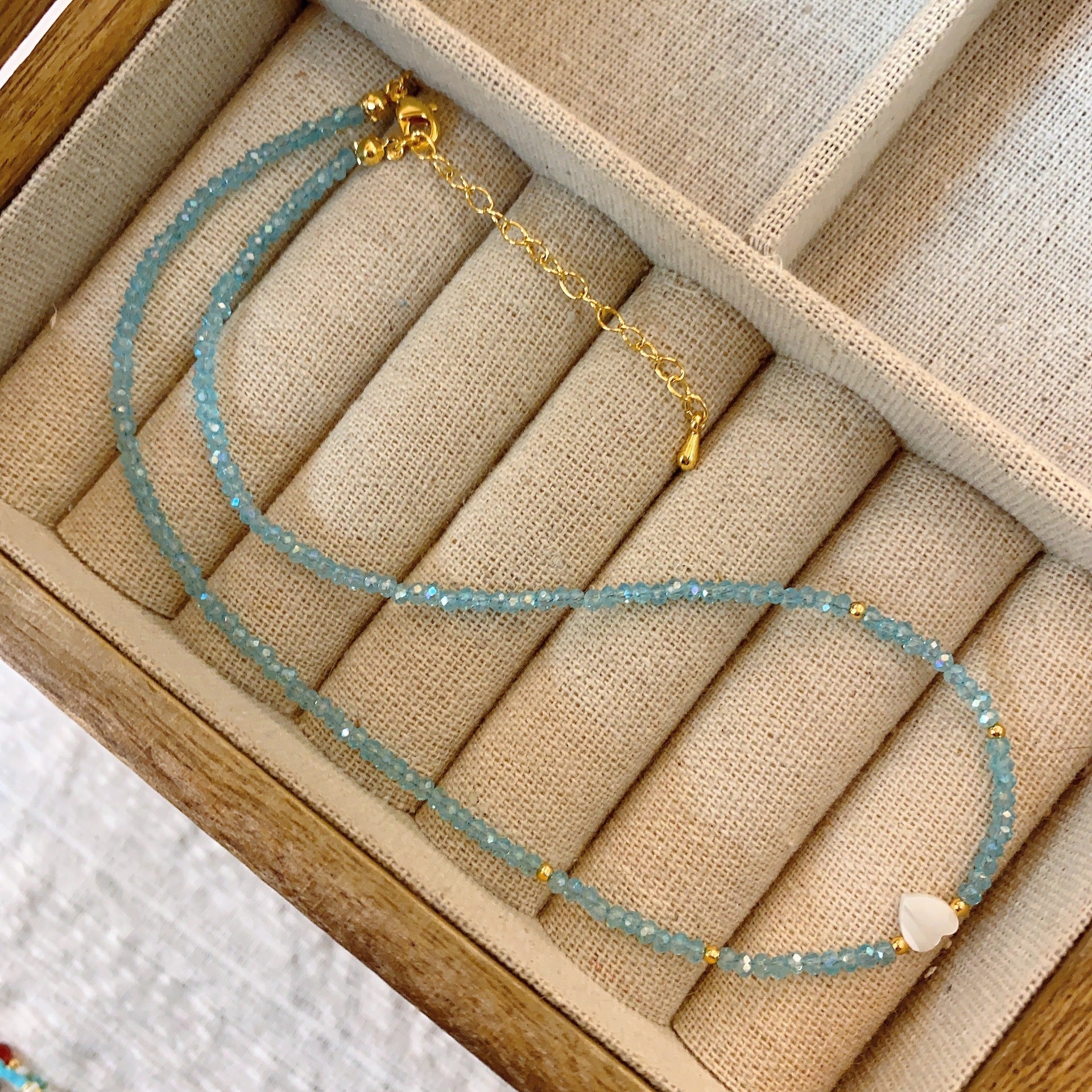 Wholesale Natural Stone Freshwater Pearl Colored Glass Beaded Necklace