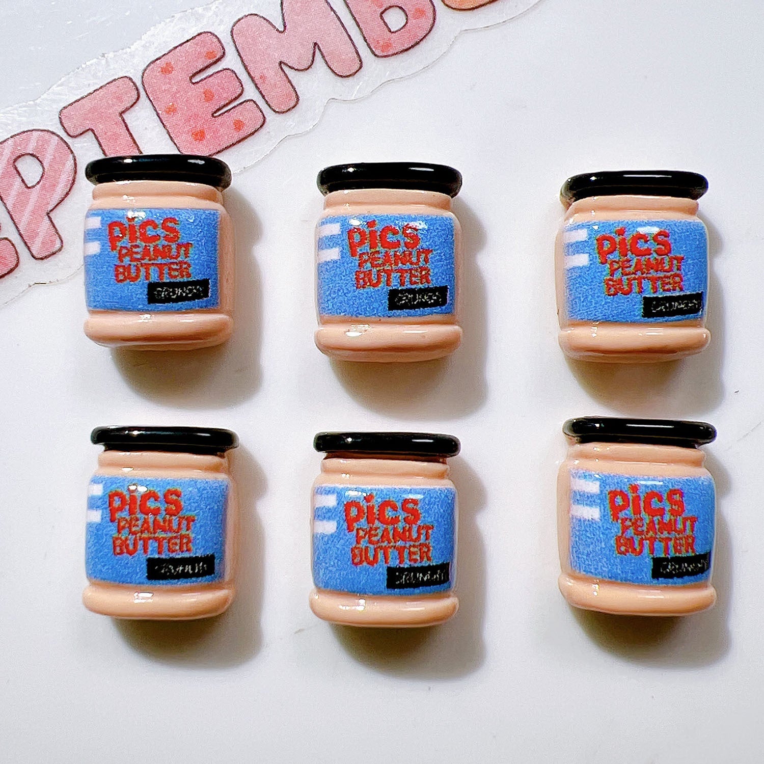 Wholesale 10pcs Slightly shortened dressing and bottles Doll Accessories