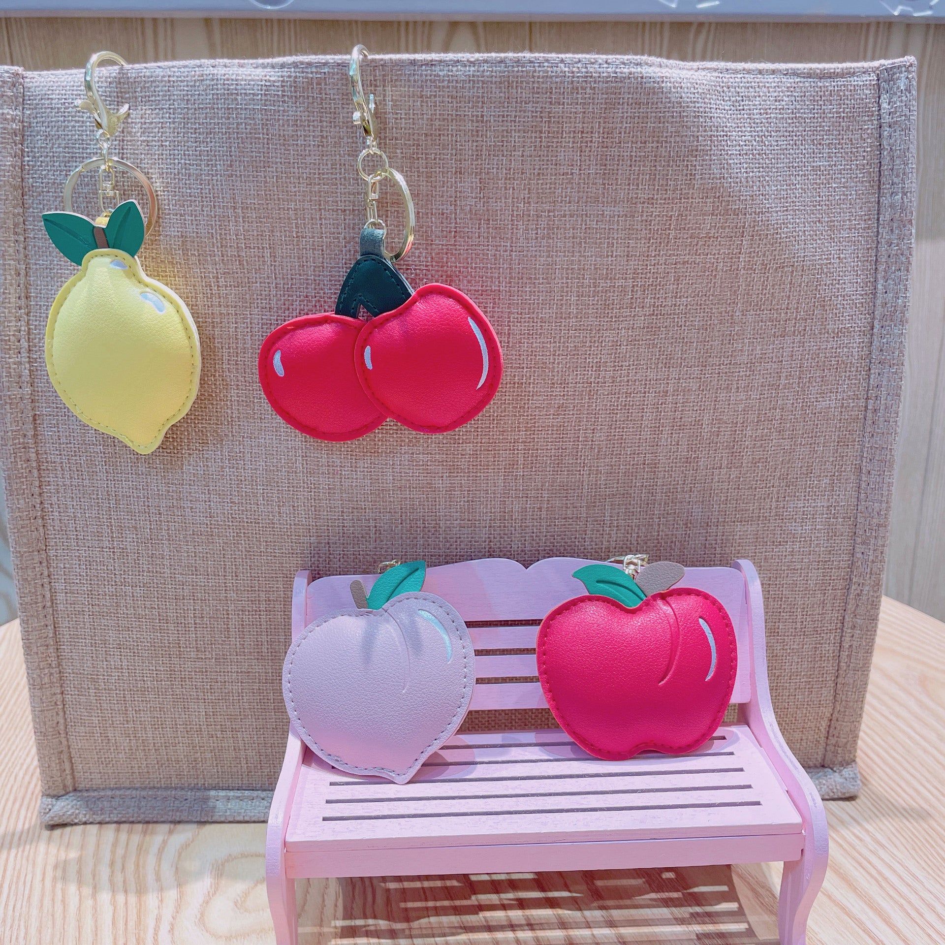 Wholesale Multicolor apple keychain charm