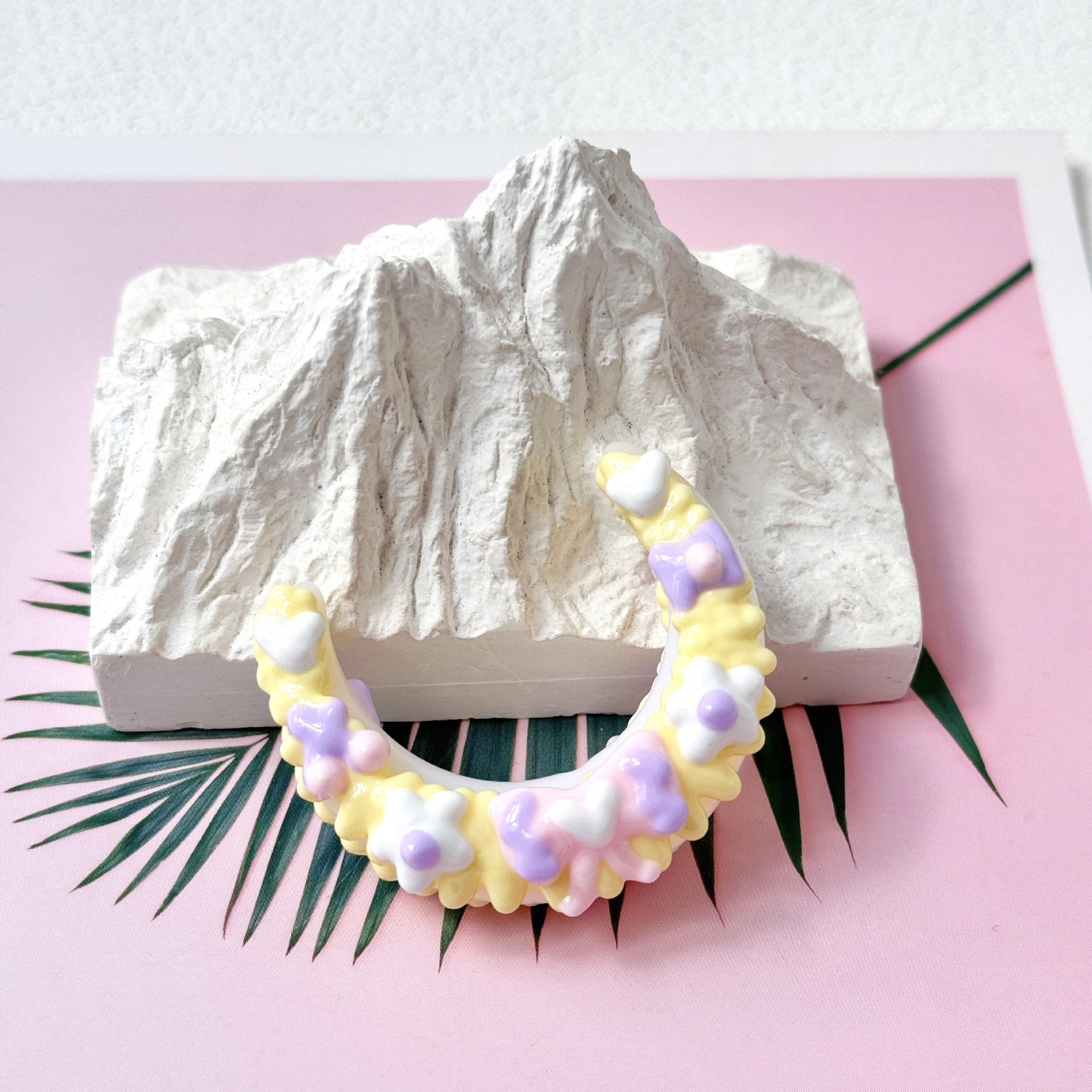 Wholesale 10pcs Cartoon bow moon hand painted beads beaded pen diy material mobile phone chain loose beads jewelry accessories