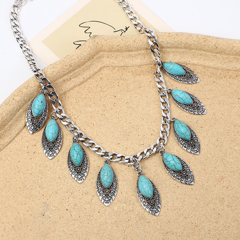 Wholesale Ethnic style green clavicle chain earrings jewelry set