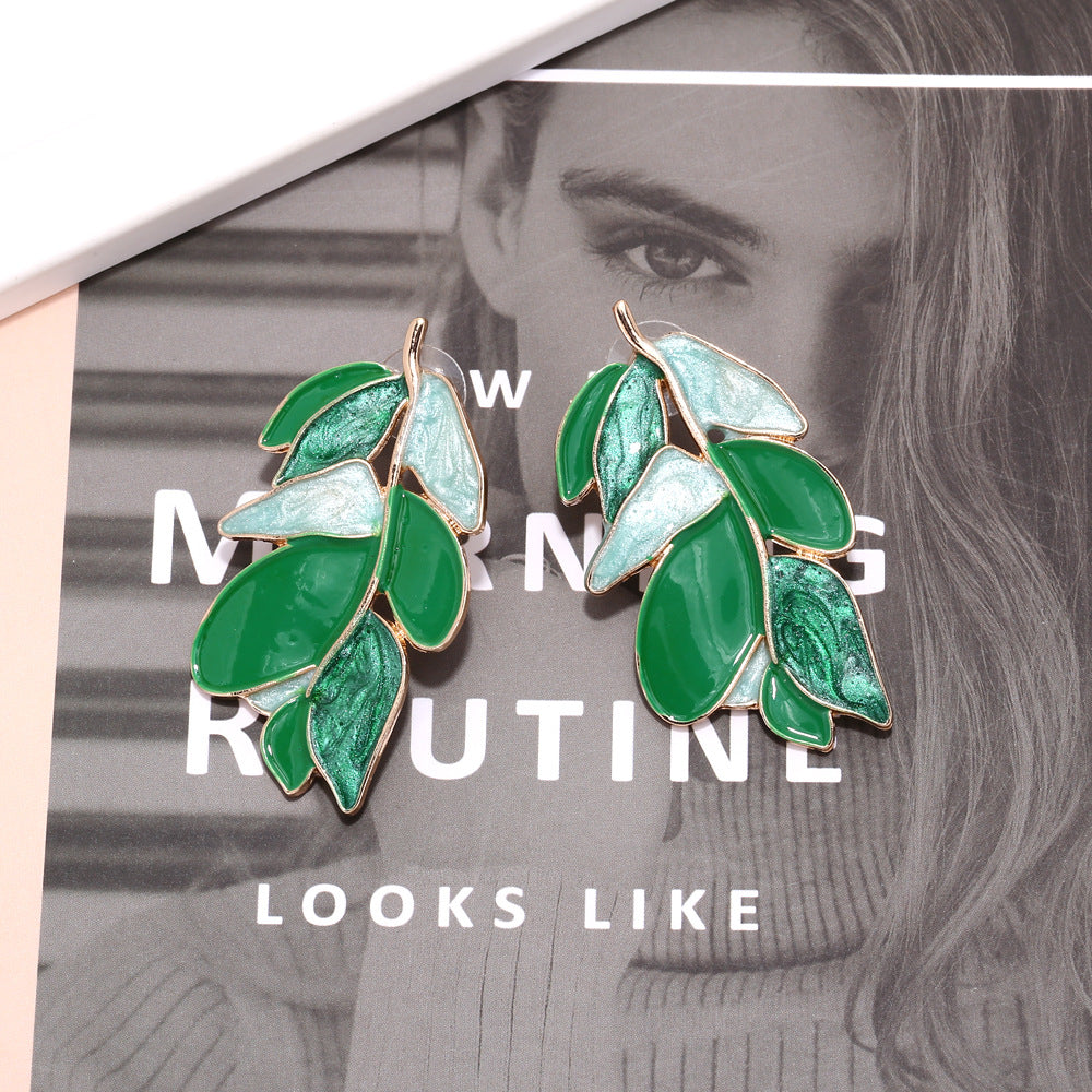 Pendientes de hojas de aceite de goteo de aleación al por mayor