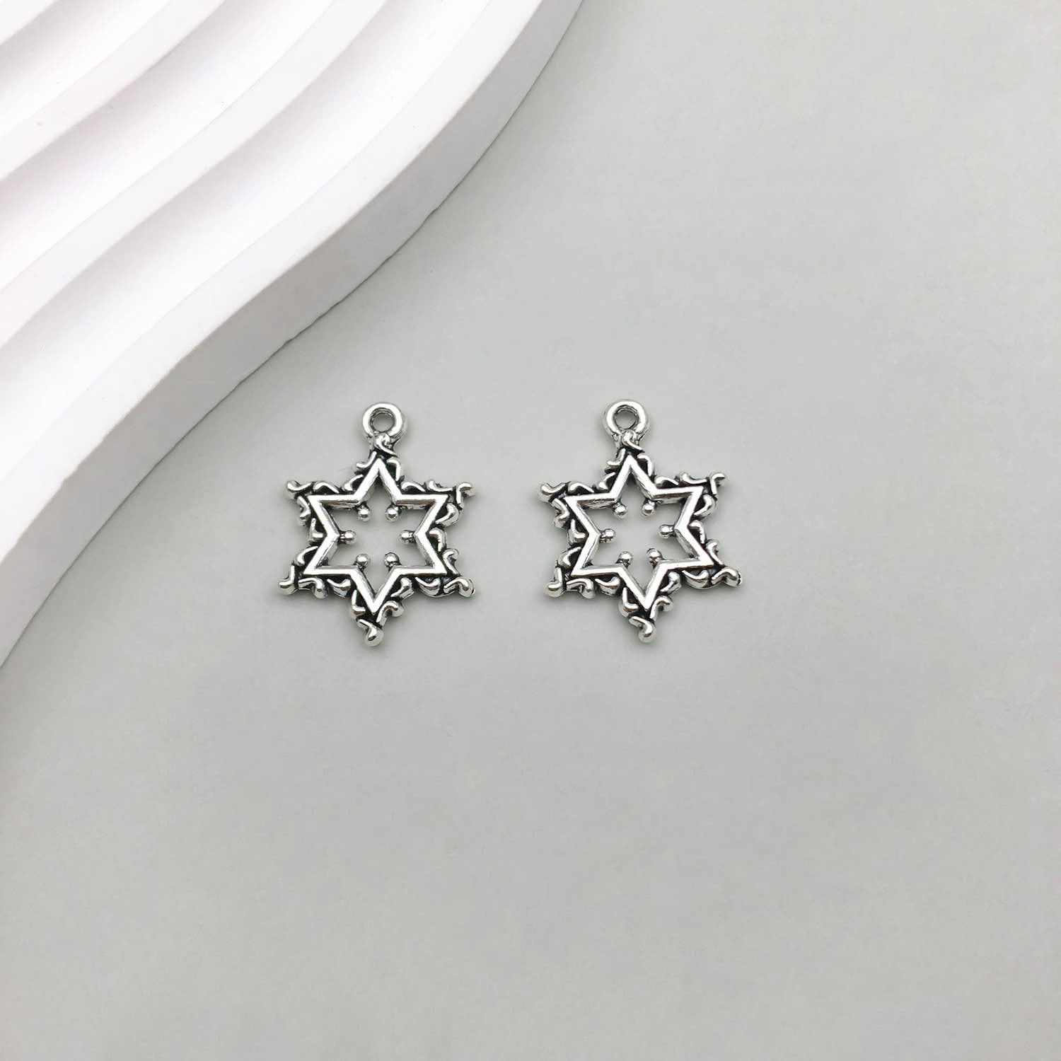 Wholesale 1 Antique Silver Alloy Star Series Simulation Hollow Pentagram DIY Pendant