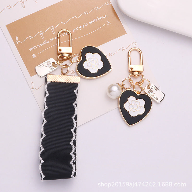 Wholesale Love Fabric Pearl Chain Alloy Keychains