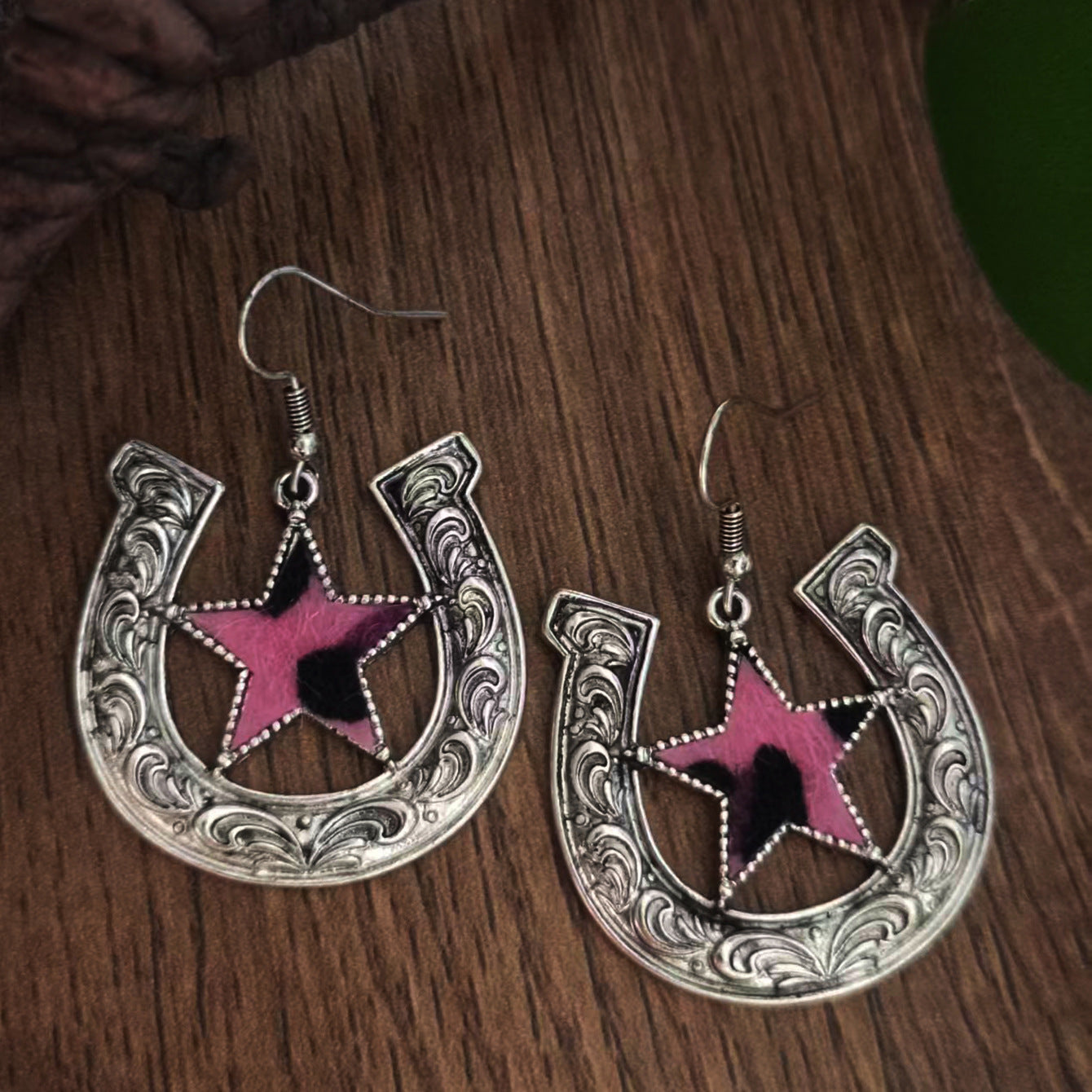 Wholesale Retro Western Five Point Star Pendant Earrings White Zinc Alloy Women S Party Everyday Fashion Accessory