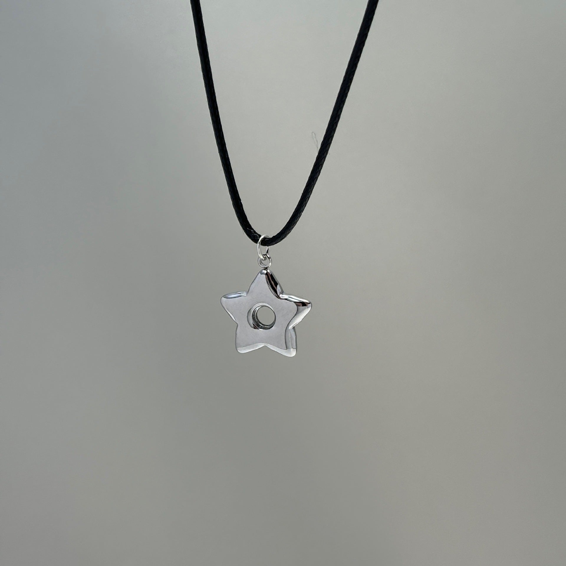 Wholesale Vintage Maillard Collar Plush Sunflower Pendant Necklace