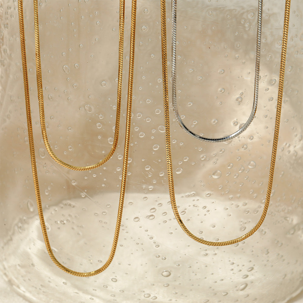 Wholesale Minimalist Wind Round Snake Stainless Steel Necklace