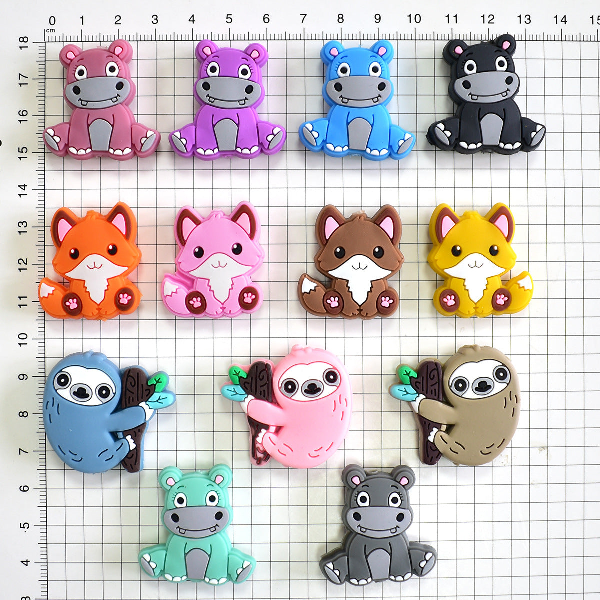 Wholesale 100pcs cute animal series cartoon beads PVC soft beads