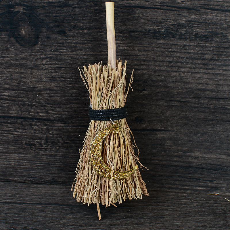 Wholesale mini broom pendant
