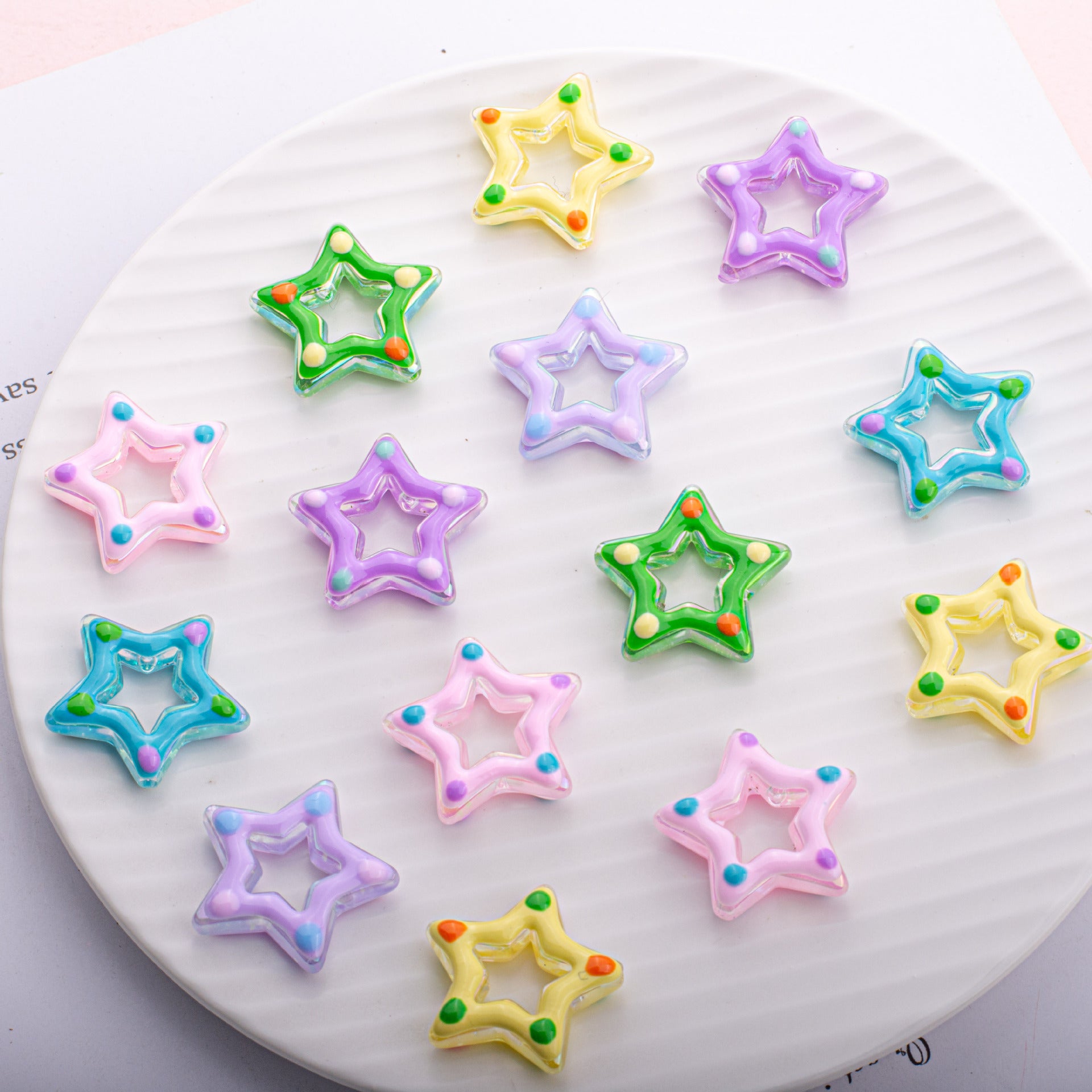 Wholesale 10PCS Pentagram Hollow Out Star Ring Acrylic Loose Beads