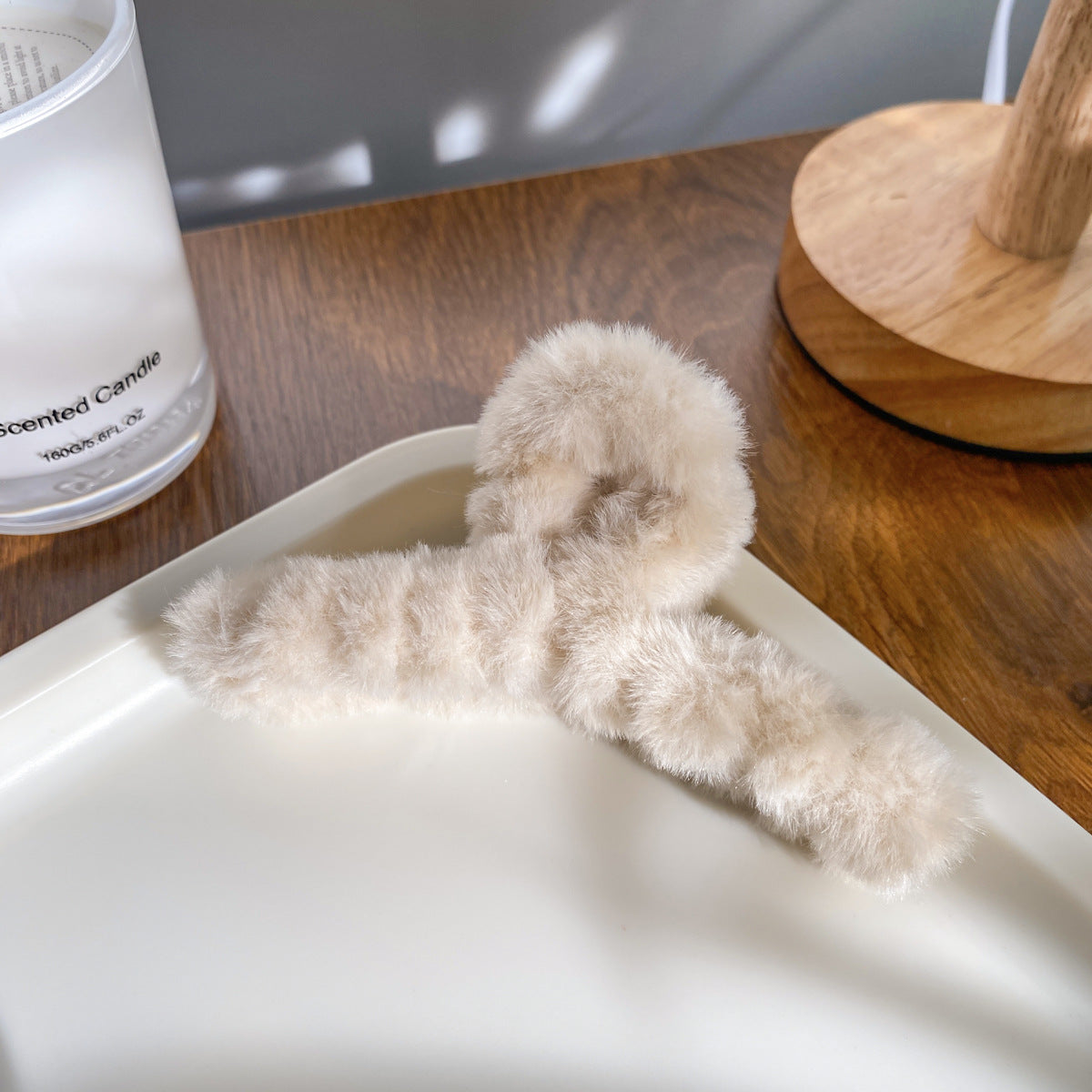 Wholesale Autumn and Winter Plush Fashion Temperament Large Hair Clips